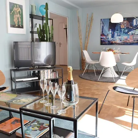 Beautiful In With 1 Bedrooms And Wifi Lägenhet